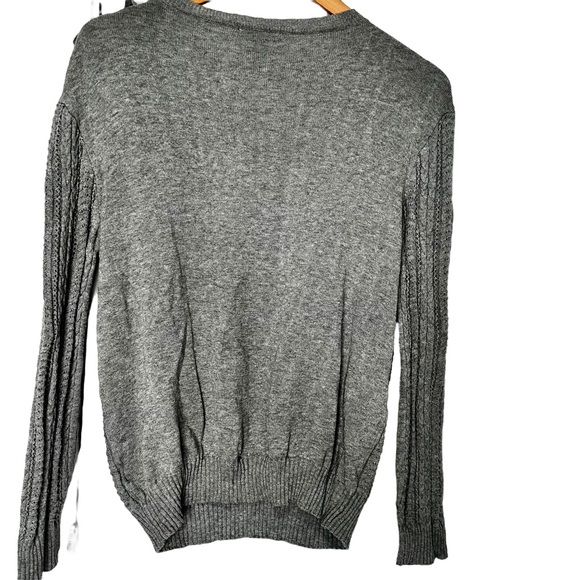 Very J Ruffled cable knit gray sweater in Size Large. - Picture 4 of 5